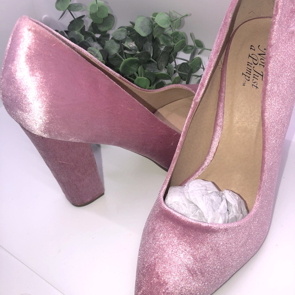 Pink heels
